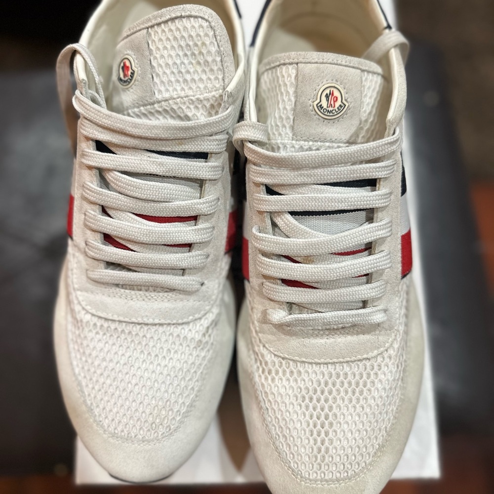 Moncler Men’s Horace sneakers. Size 43 UK. Very good condition, worn twice.